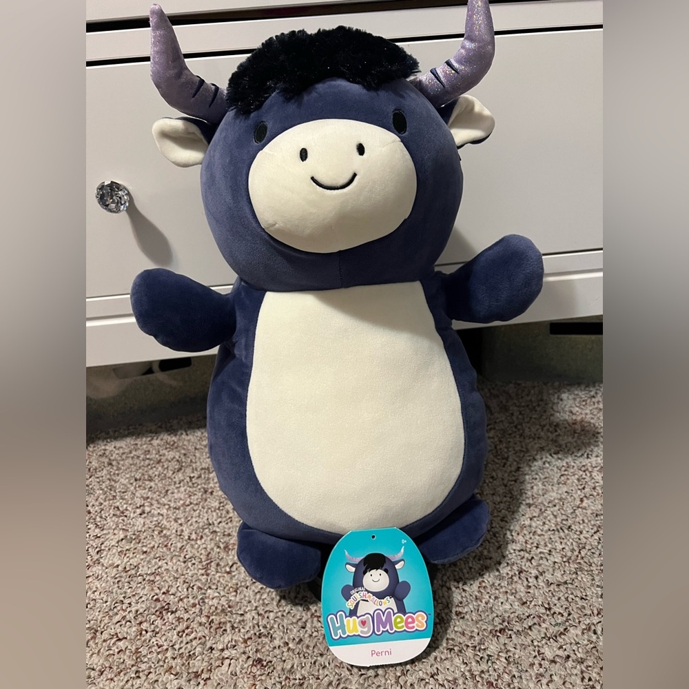 Squishmallows HugMees 12” Perni